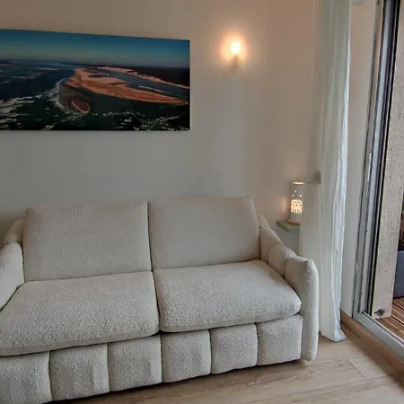 Studio Avec Parking Centre-ville Face A La Gare Plage & Commerces