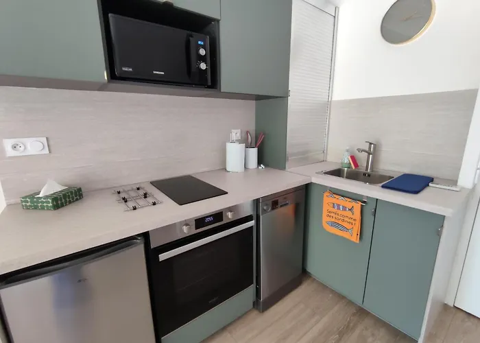 דירה Studio Avec Parking Centre-ville Face A La Gare Plage & Commerces *